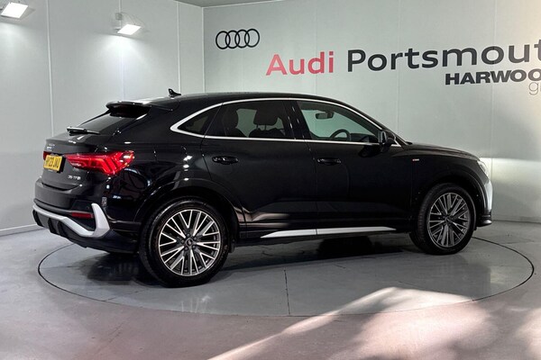 Used Audi Q3 2023 for sale - 76042339: Photo 10
