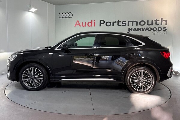 Used Audi Q3 2023 for sale - 76042339: Photo 11