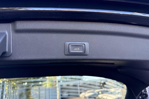 Used Audi Q3 2023 for sale - 76042339: Photo 19