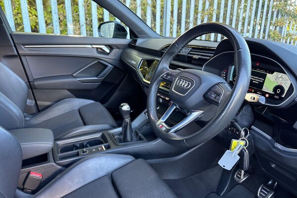 Used Audi Q3 2023 for sale - 76042339: Photo 27