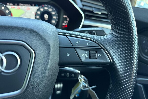 Used Audi Q3 2023 for sale - 76042339: Photo 45
