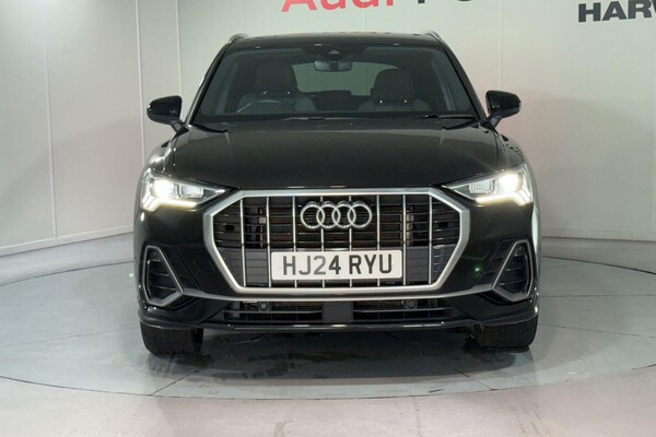 Used Audi Q3 2024 for sale - 75770065: Photo 6