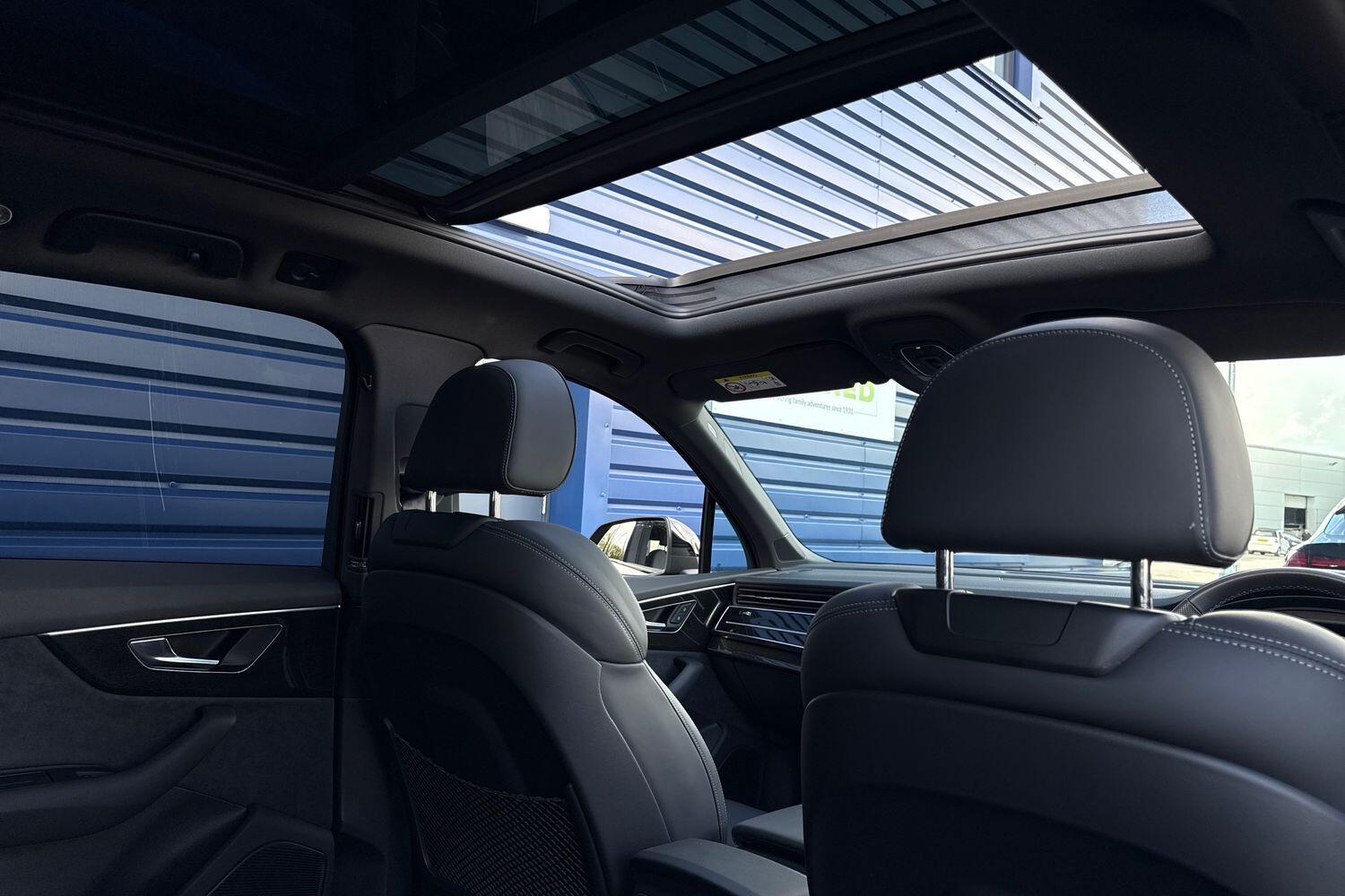 Used Audi Q7 2025 for sale - 76472100: Photo 23