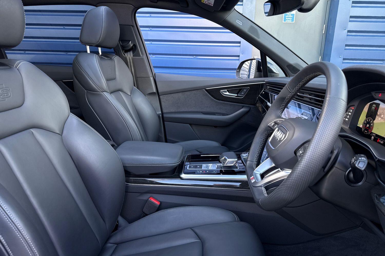 Used Audi Q7 2025 for sale - 76472100: Photo 25