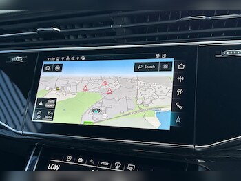 Used Audi Q7 2025 for sale - 76472100: Photo