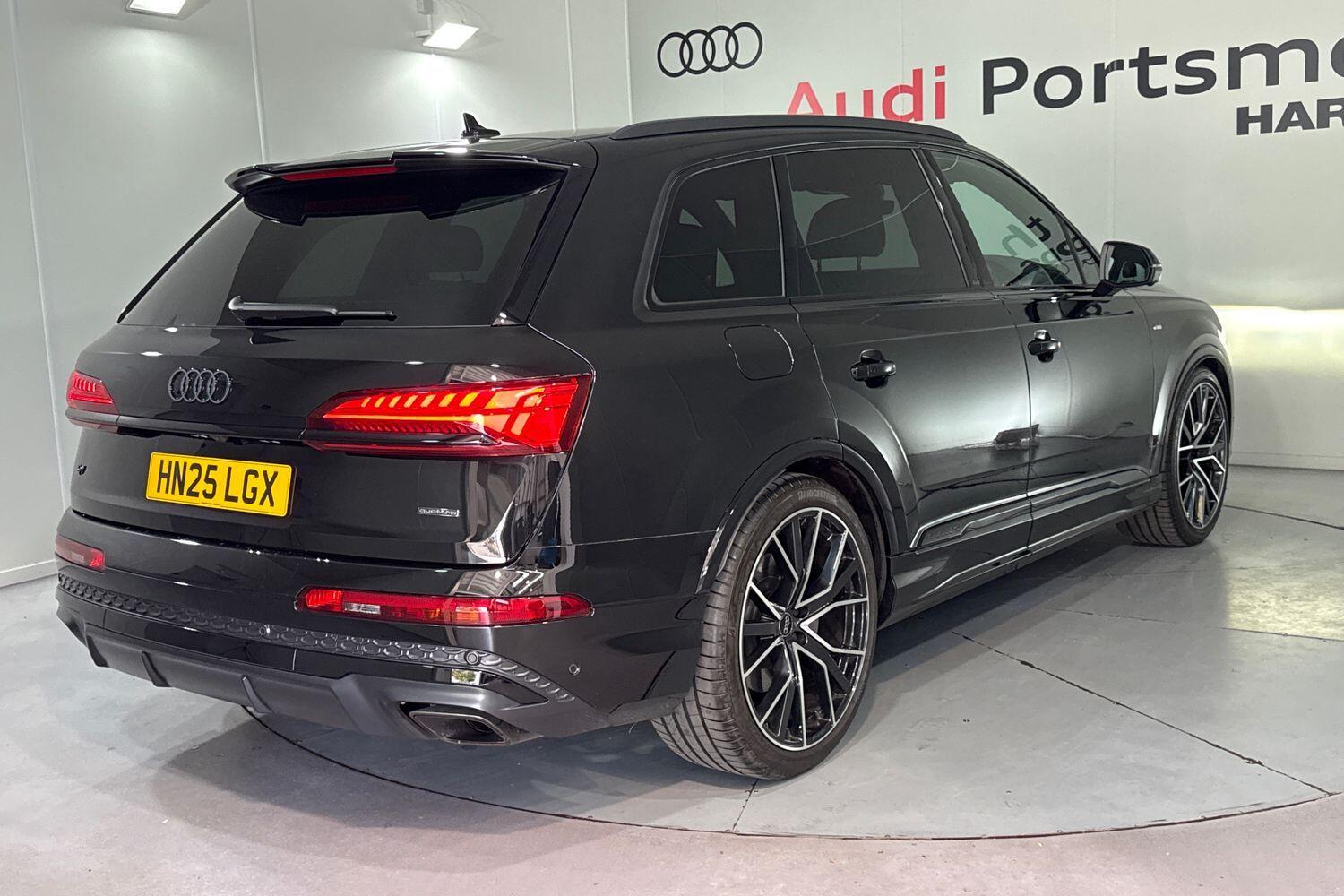 Used Audi Q7 2025 for sale - 76472100: Photo 7