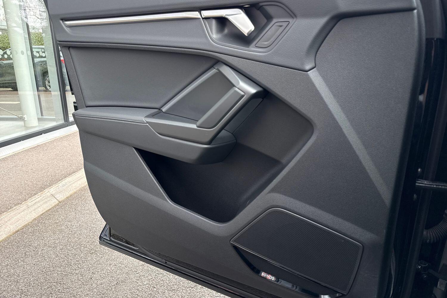 Used Audi Q3 for sale - 77586932: Photo 42