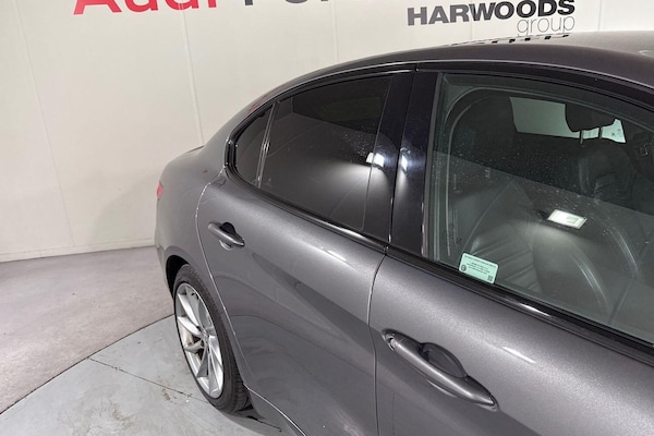 Used Alfa Romeo Giulia 2017 for sale - 76251332: Photo 14