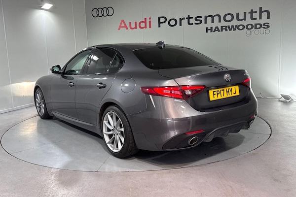 Used Alfa Romeo Giulia 2017 for sale - 76251332: Photo 9