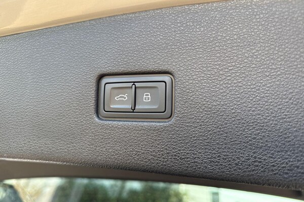 Used Audi Q8 2022 for sale - 75563318: Photo 19