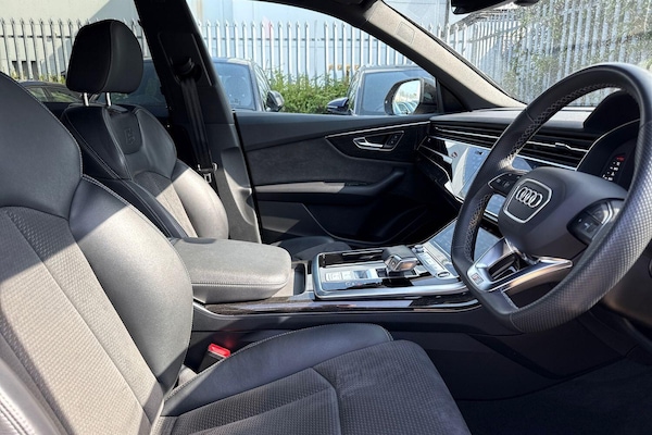 Used Audi Q8 2022 for sale - 75563318: Photo 27