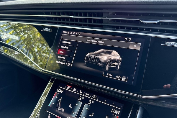 Used Audi Q8 2022 for sale - 75563318: Photo 39