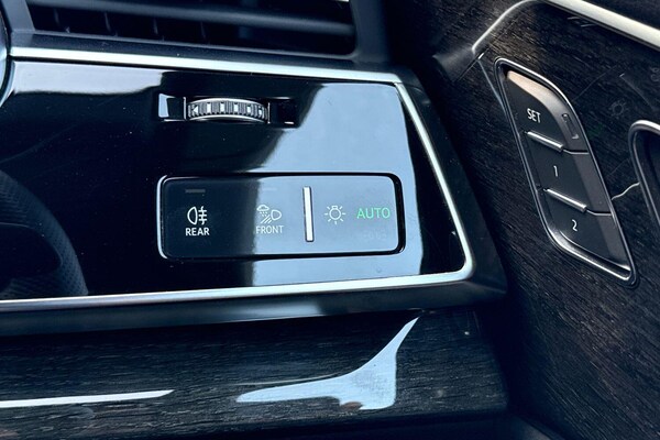 Used Audi Q8 2022 for sale - 75563318: Photo 55