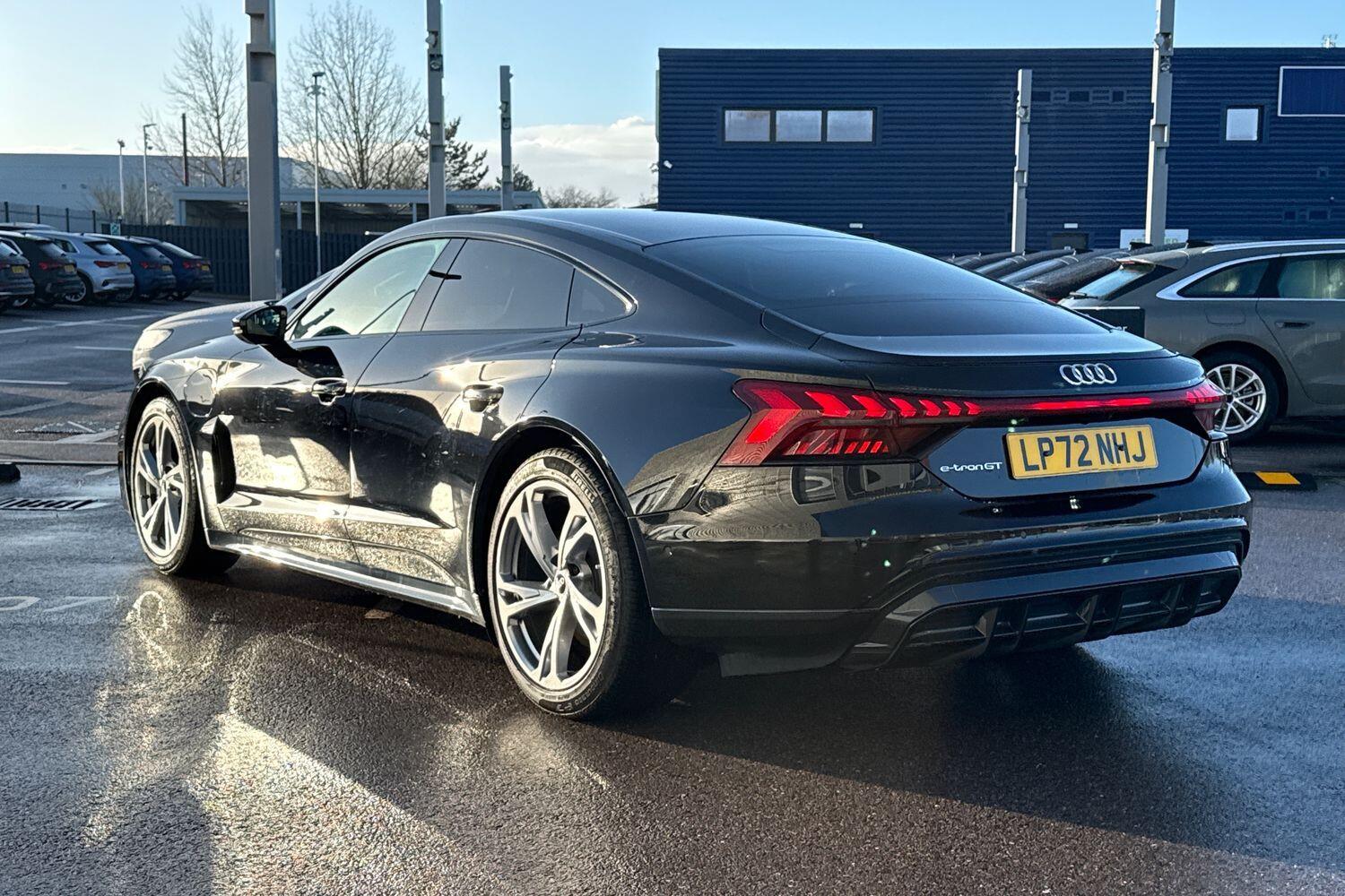 Used Audi e-tron GT 2022 for sale - 77612497: Photo 16