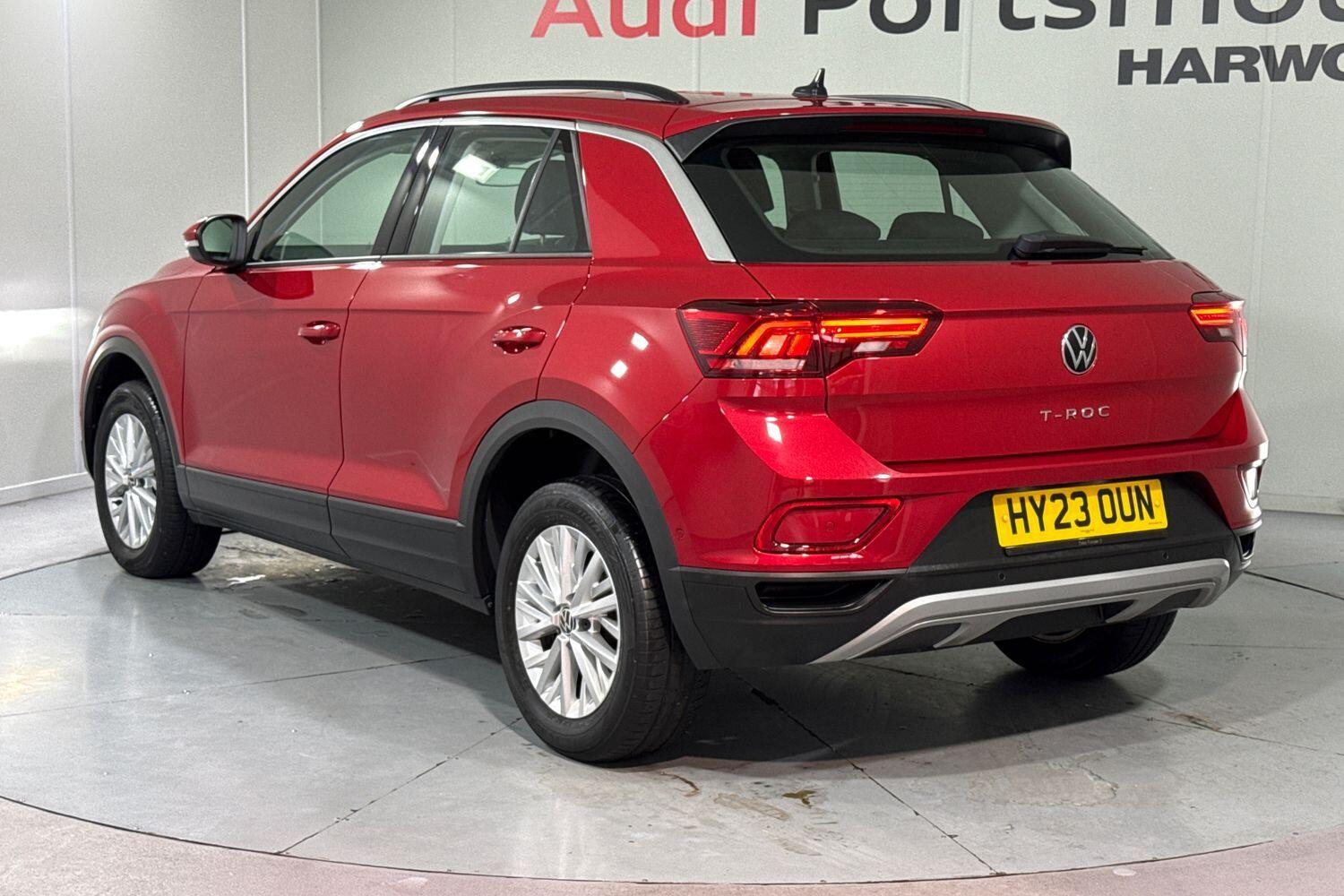 Used Volkswagen T-Roc 2023 for sale - 76964809: Photo 10
