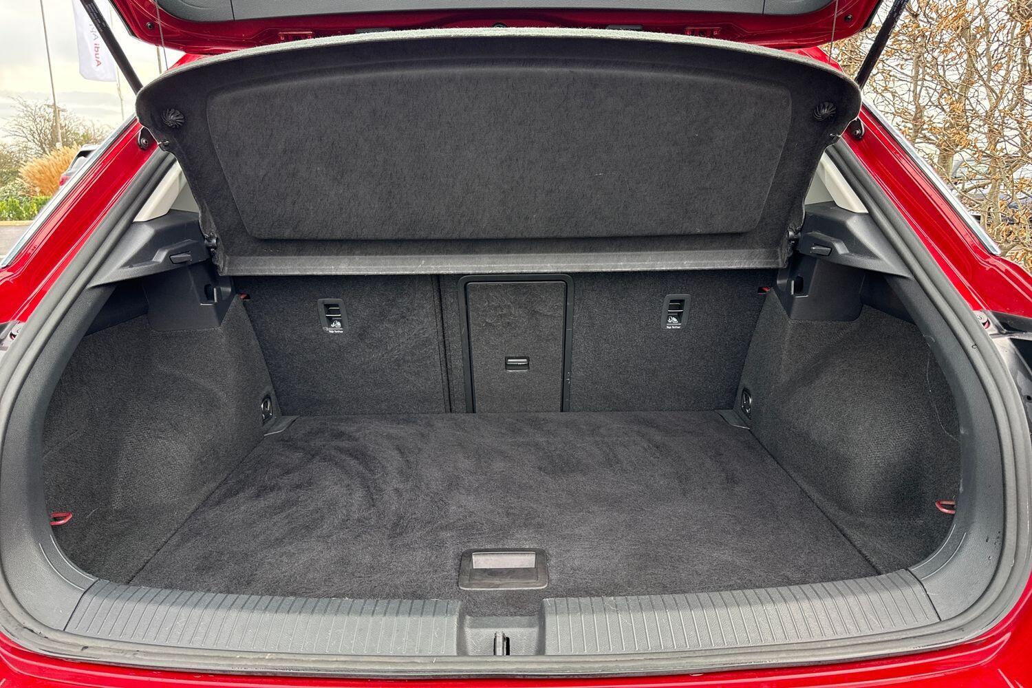 Used Volkswagen T-Roc 2023 for sale - 76964809: Photo 18