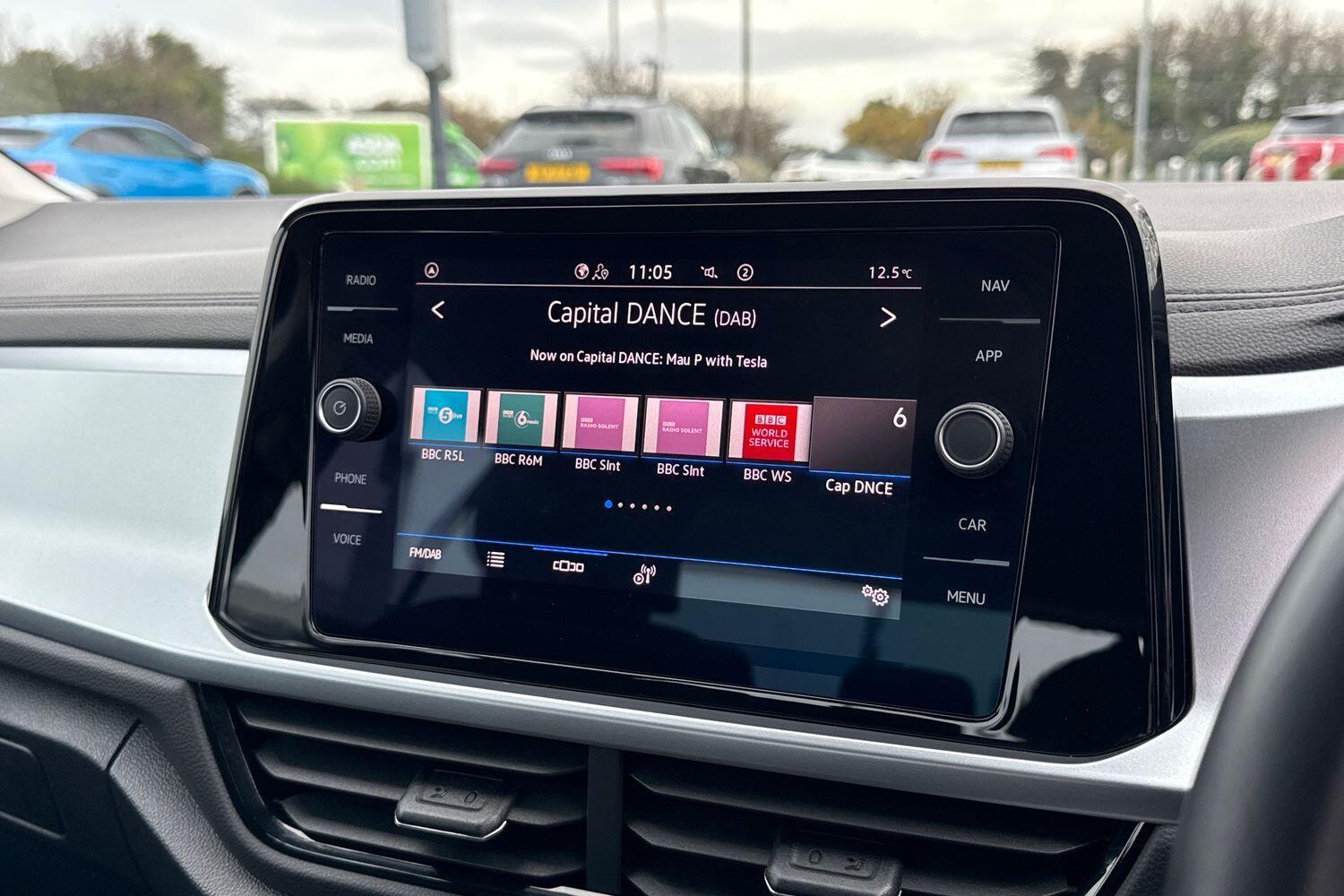 Used Volkswagen T-Roc 2023 for sale - 76964809: Photo 23