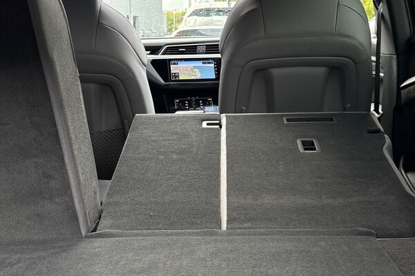 Used Audi e-tron S 2021 for sale - 76239651: Photo 21