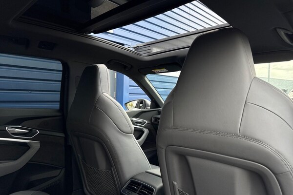 Used Audi e-tron S 2021 for sale - 76239651: Photo 23