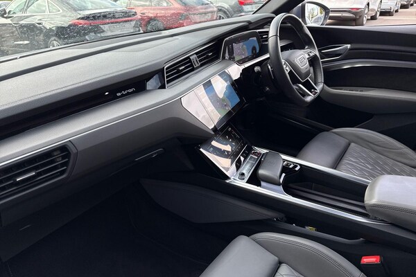 Used Audi e-tron S 2021 for sale - 76239651: Photo 27