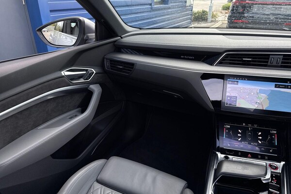 Used Audi e-tron S 2021 for sale - 76239651: Photo 32