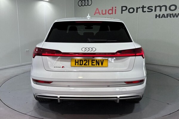 Used Audi e-tron S 2021 for sale - 76239651: Photo 8