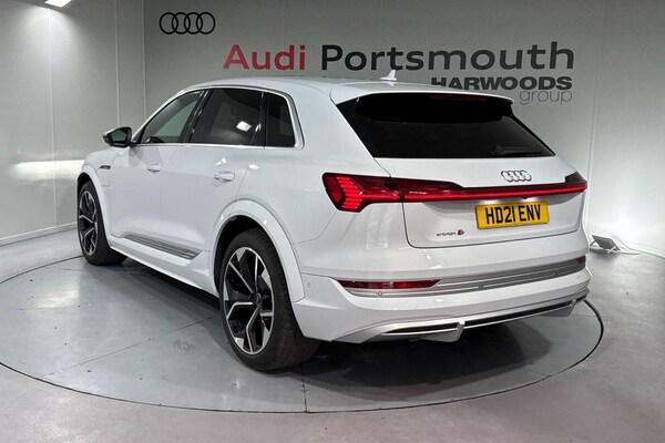 Used Audi e-tron S 2021 for sale - 76239651: Photo 9