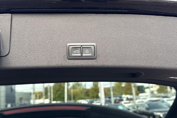 Used Audi SQ8 e-tron 2023 for sale - 76215695: Photo 20