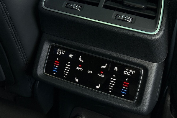 Used Audi SQ8 e-tron 2023 for sale - 76215695: Photo 24