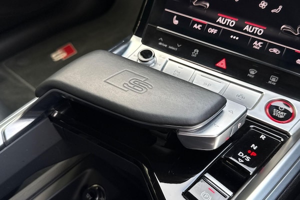 Used Audi SQ8 e-tron 2023 for sale - 76215695: Photo 33