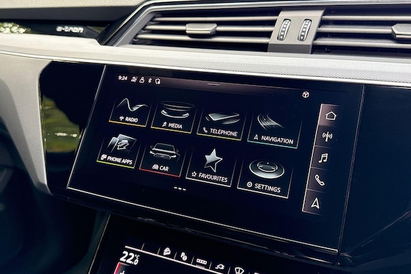 Used Audi SQ8 e-tron 2023 for sale - 76215695: Photo 45