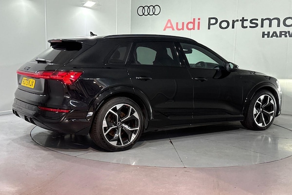 Used Audi SQ8 e-tron 2023 for sale - 76215695: Photo 8
