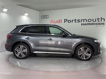 Used Audi Q5 2020 for sale - 75708117: Photo