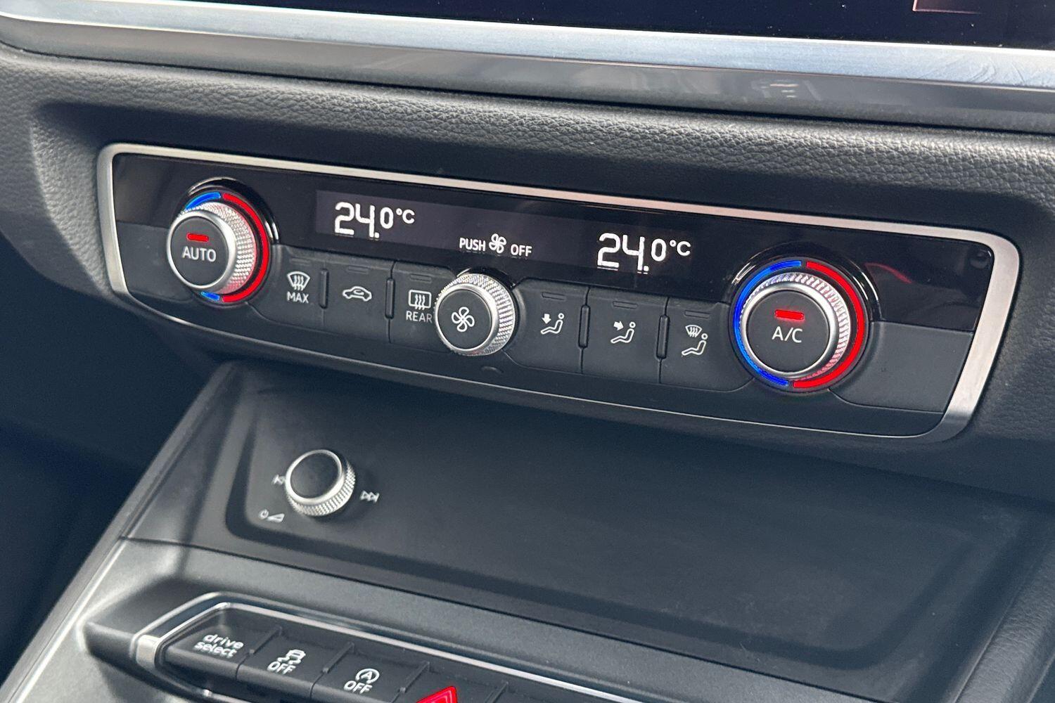 Used Audi Q3 2020 for sale - 77626172: Photo 12