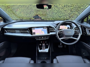 Used Audi Q4 e-tron 2024 for sale - 77468230: Photo