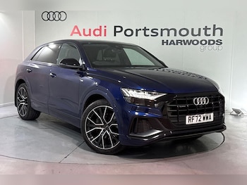 Audi - Q8