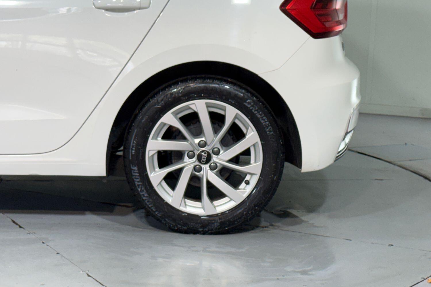 Used Audi A1 for sale - 76659054: Photo 12