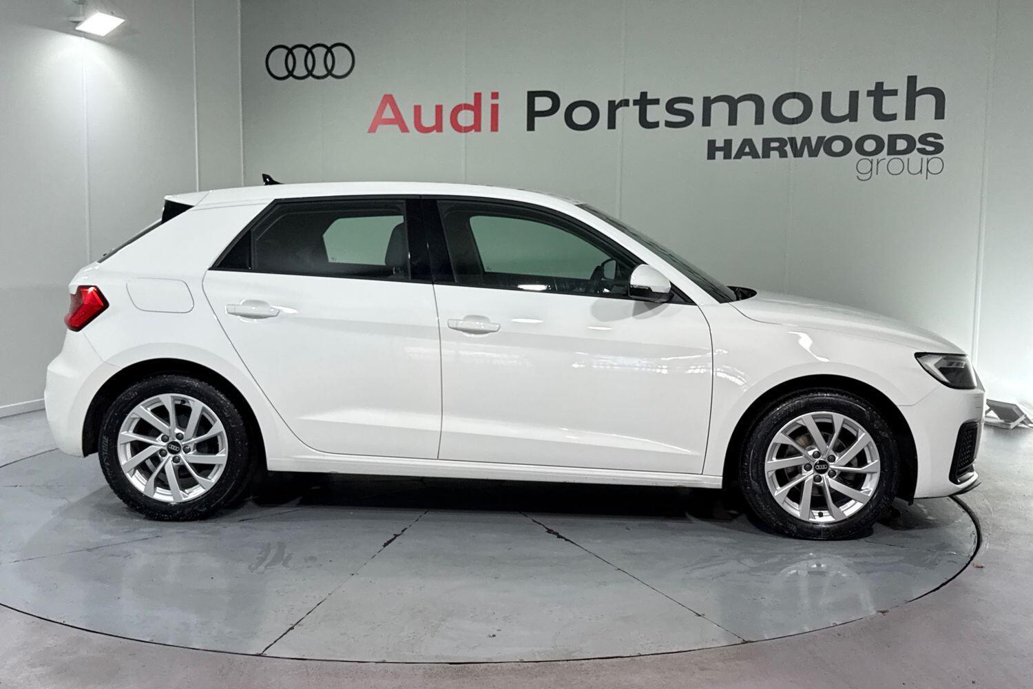 Used Audi A1 for sale - 76659054: Photo 2