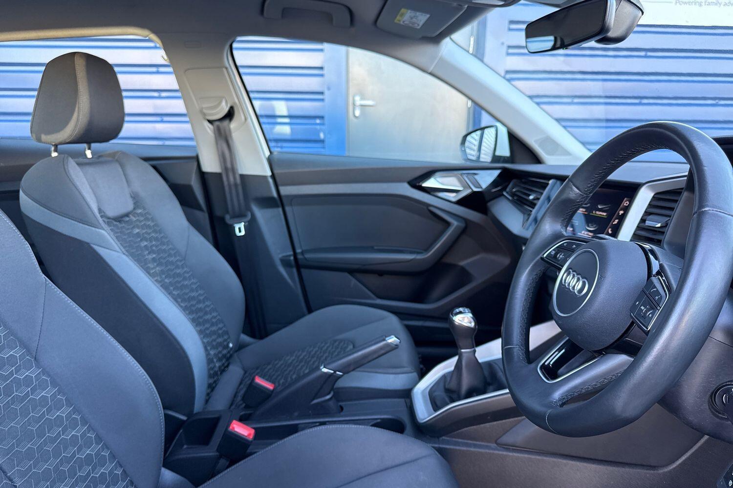 Used Audi A1 for sale - 76659054: Photo 27