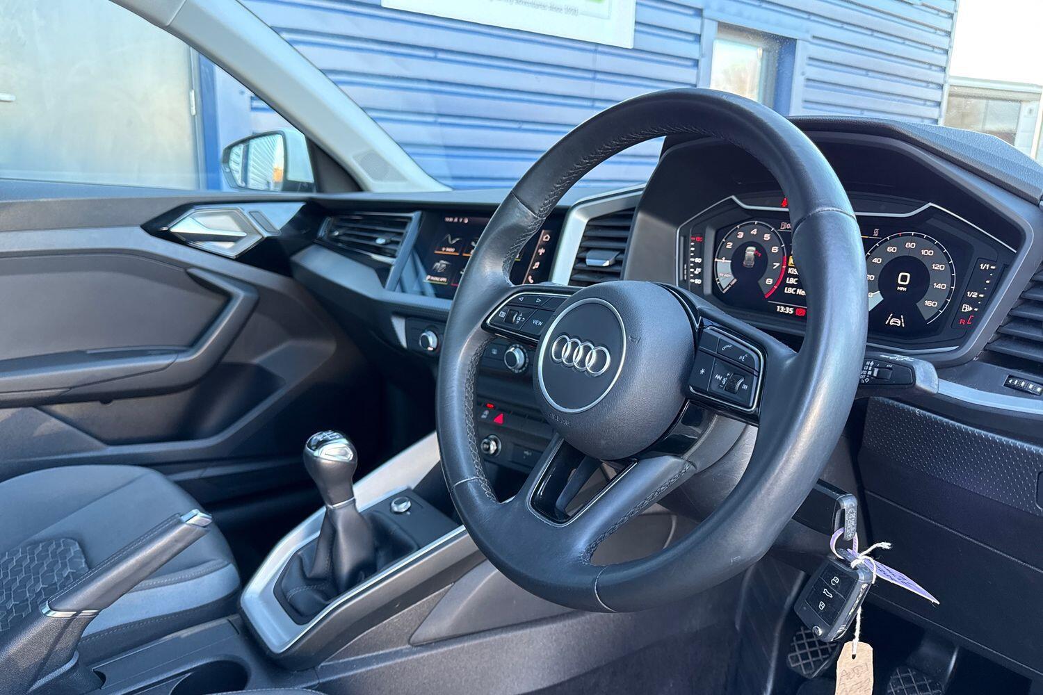 Used Audi A1 for sale - 76659054: Photo 30