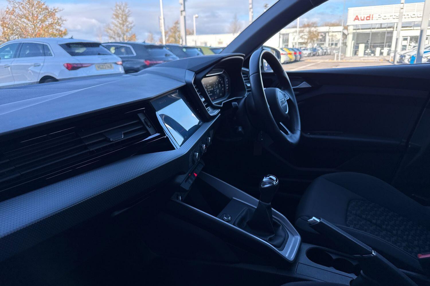 Used Audi A1 for sale - 76659054: Photo 32