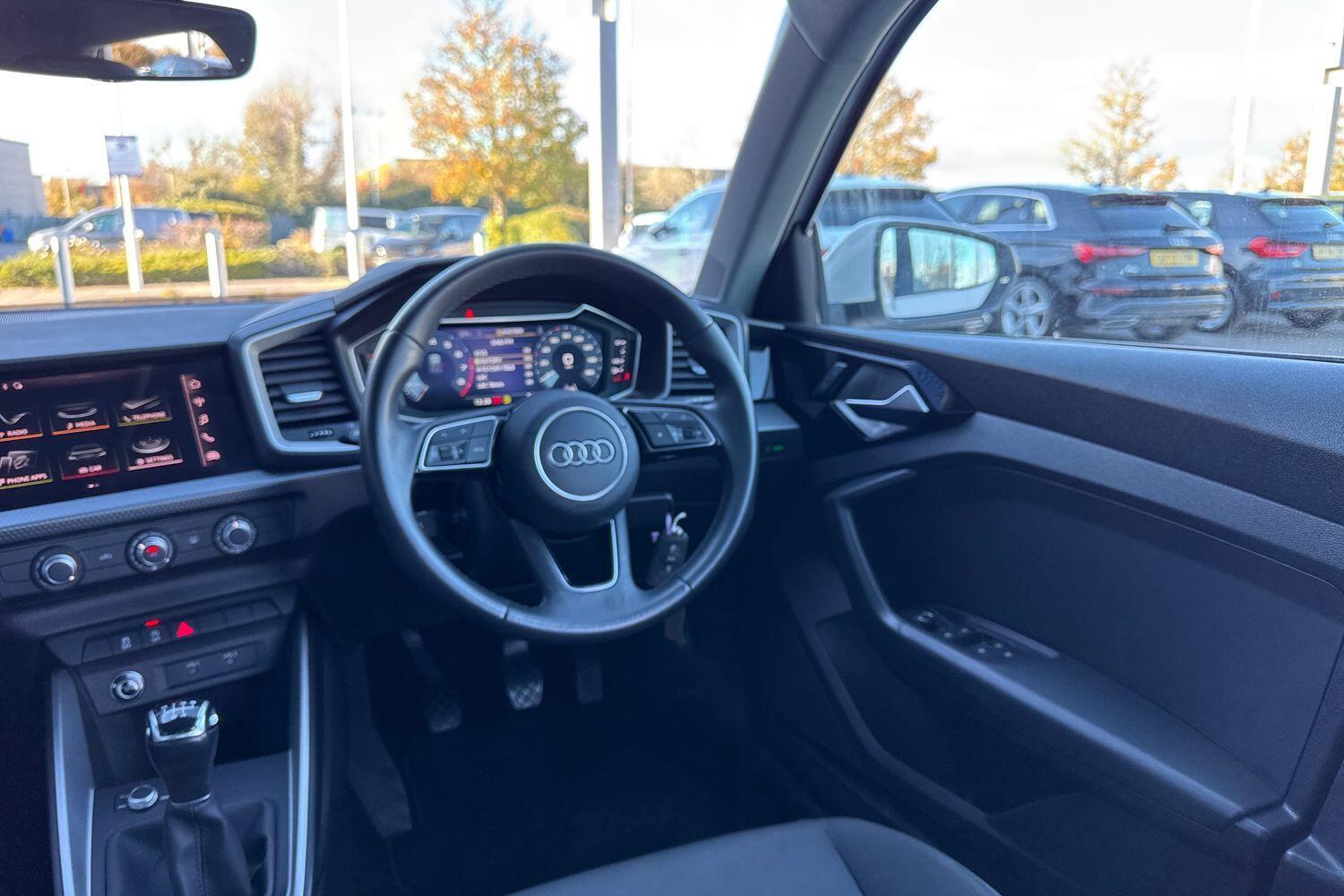 Used Audi A1 for sale - 76659054: Photo 40