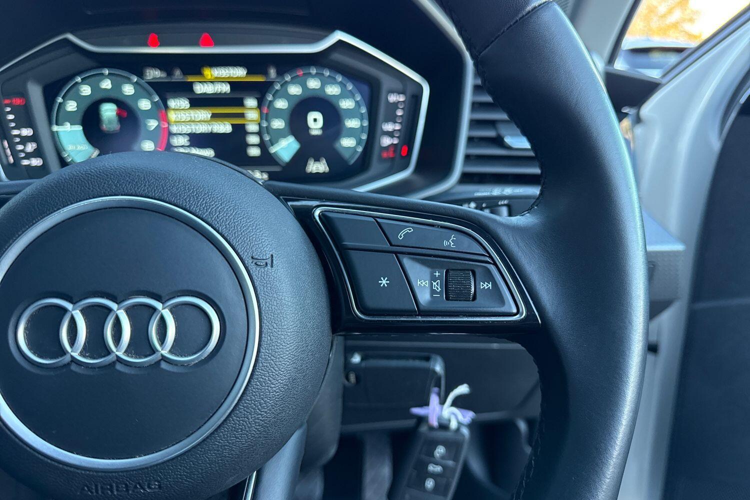 Used Audi A1 for sale - 76659054: Photo 43