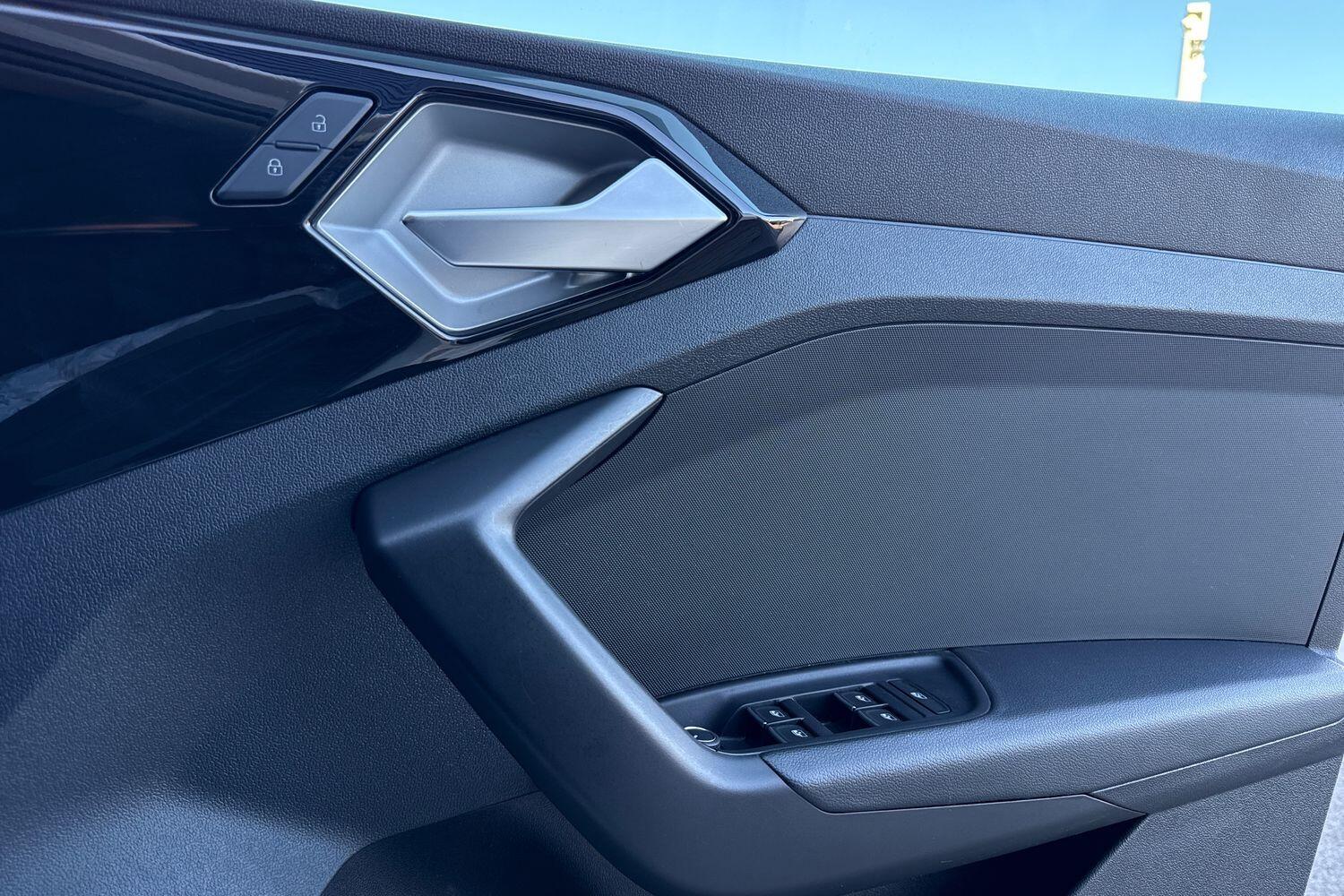 Used Audi A1 for sale - 76659054: Photo 44