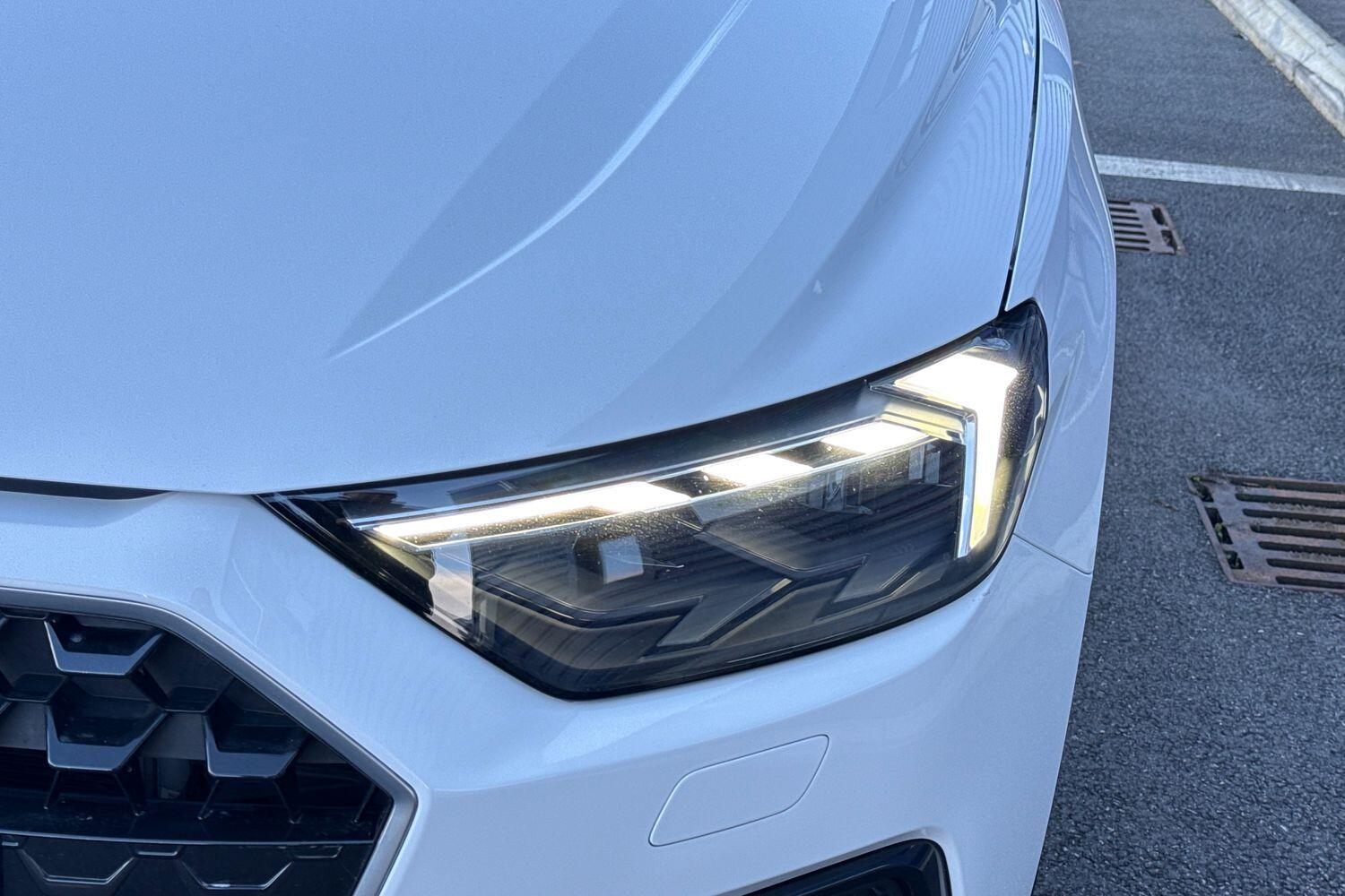 Used Audi A1 for sale - 76659054: Photo 9