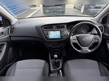 Used Hyundai i20 2020 for sale - 75781399: Photo