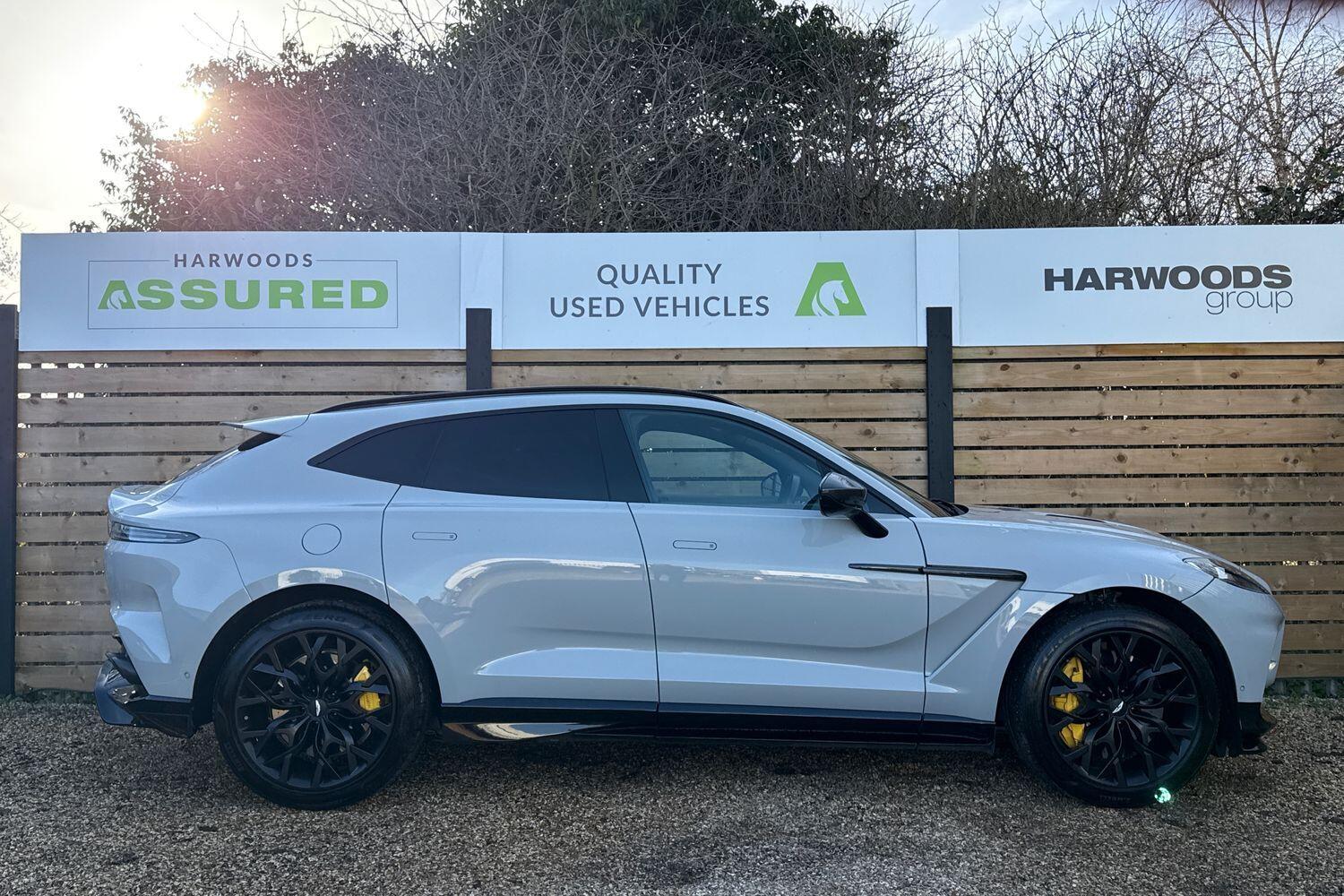 Used Aston Martin DBX 2023 for sale - 77624913: Photo 2