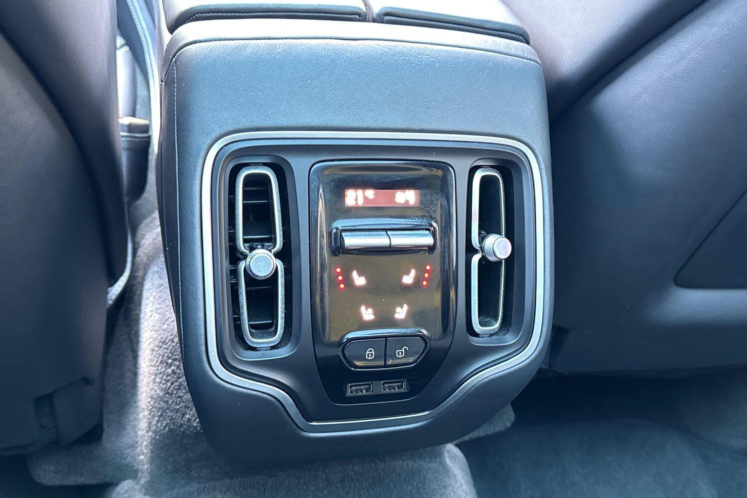 Used Aston Martin DBX 2023 for sale - 77624913: Photo 60