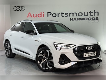 2022 (72) - 50 Black Edition Sportback 5dr Electric Auto quattro 71.2kWh (11kW Charger)
