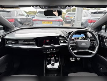 Used Audi Q4 e-tron 2023 for sale - 76084799: Photo 3